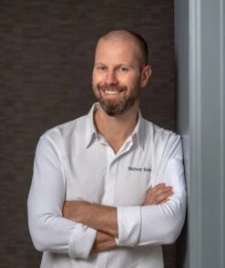 Babe Chef's Edition - Jonnie Boer- Sidney Schutte - Biologische Culinaire Babyhapjes Vanaf 8 Tot 36 Maanden - 6x200 Gram Babyvoeding- Winnaar Baby Innovation Award 2022 – Beste Babyvoeding 2022 -Jollein Baby Verkoopwinkel 1005x1200