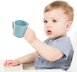 Baby Ono Donkerblauw Ergonomic Training Cup Flow Oefenbeker 1463/01 -Jollein Baby Verkoopwinkel 1200x1121 1