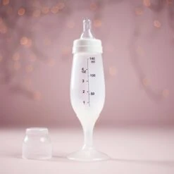Babyfles Champagneglas - BPA Vrij - 140ml