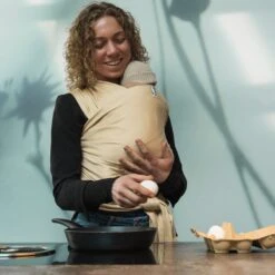 Cuddie Baby Draagdoek - Premium Organic Baby Draagdoek Gemaakt Van Bio Katoen - Newborns Tot 15 Kg - Baby Cadeau - Met Wenskaart - Sand -Jollein Baby Verkoopwinkel 1200x1200 278