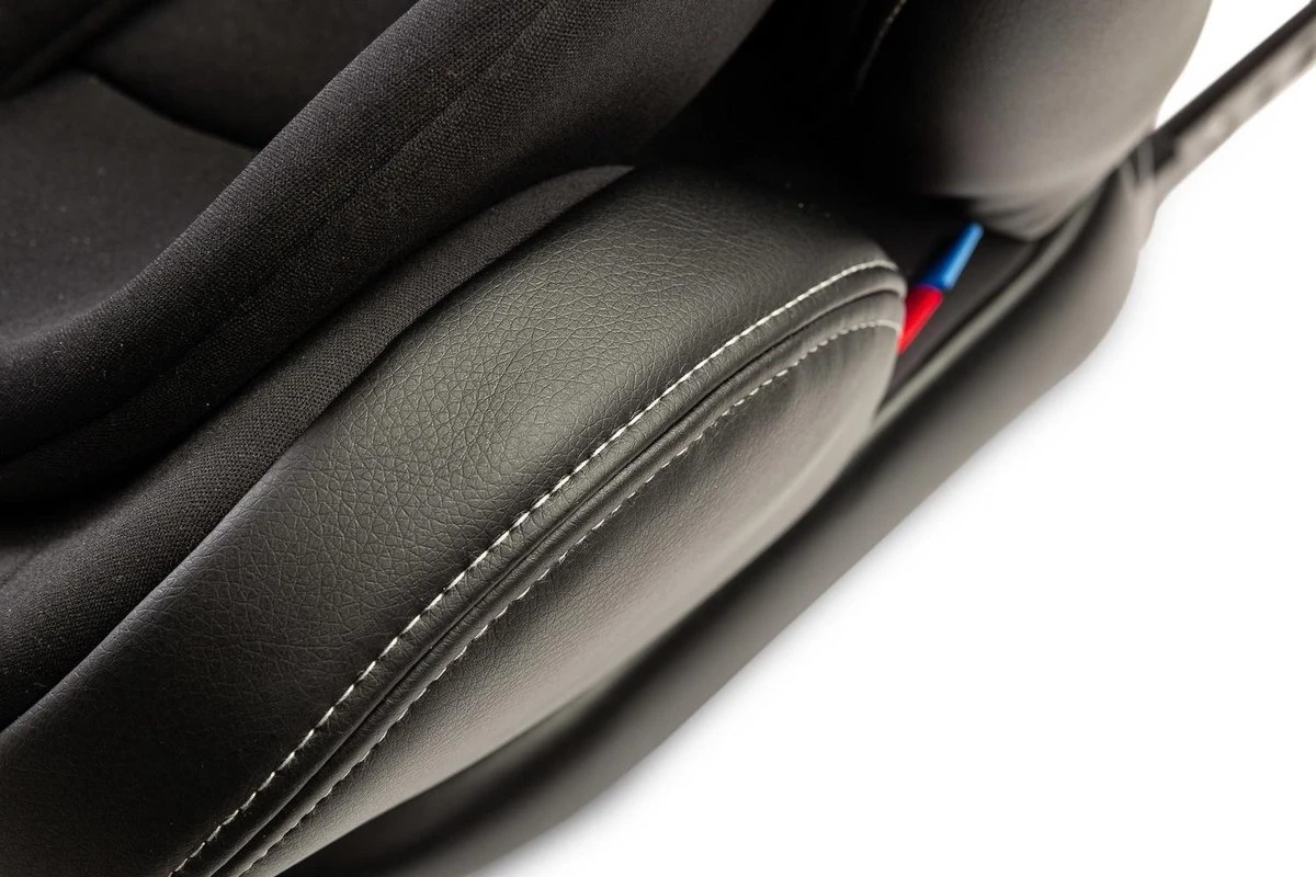 MUNDO 0-36 KG ISOFIX - 360 Graden Draaibaar Zwart 7 MUNDO 0-36 KG ISOFIX - 360 Graden Draaibaar Zwart - Afbeelding 7