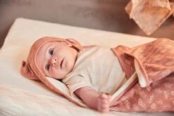 Jollein Badcape Meadow 75x75cm - Rosewood -Jollein Baby Verkoopwinkel 1200x800 8