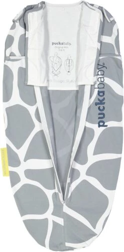 Puckababy Inbakerslaapzak Original Mini - 3-6 Maanden - Giraph Sky -Jollein Baby Verkoopwinkel 590x1200