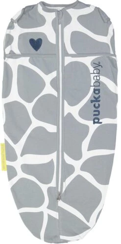 Puckababy Inbakerslaapzak Original Mini - 3-6 Maanden - Giraph Sky -Jollein Baby Verkoopwinkel 598x1200