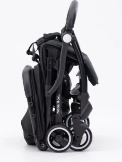 Hamilton By Yoop X1 Plus Buggy – Nieuw, Hoger, Uitgebreider 2023 Model – Premium Stroller Met One Hand Folding Technologie – Zwart – Lichte, Verstelbare En Wendbare Kinderwagen Met Vele Gemakken 29 Hamilton By Yoop X1 Plus Buggy – Nieuw, Hoger, Uitgebreider 2023 Model – Premium Stroller Met One Hand Folding Technologie – Zwart – Lichte, Verstelbare En Wendbare Kinderwagen Met Vele Gemakken -Jollein Baby Verkoopwinkel 903x1200